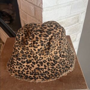 Leopard Print Bucket Hat Zara SZ S NWOT